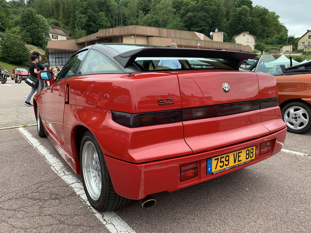 7ED05BDD-0571-4DE2-B464-7B7E0785D1EE