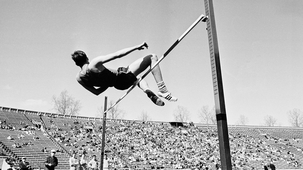 skynews-dick-fosbury-high-jump_6088319