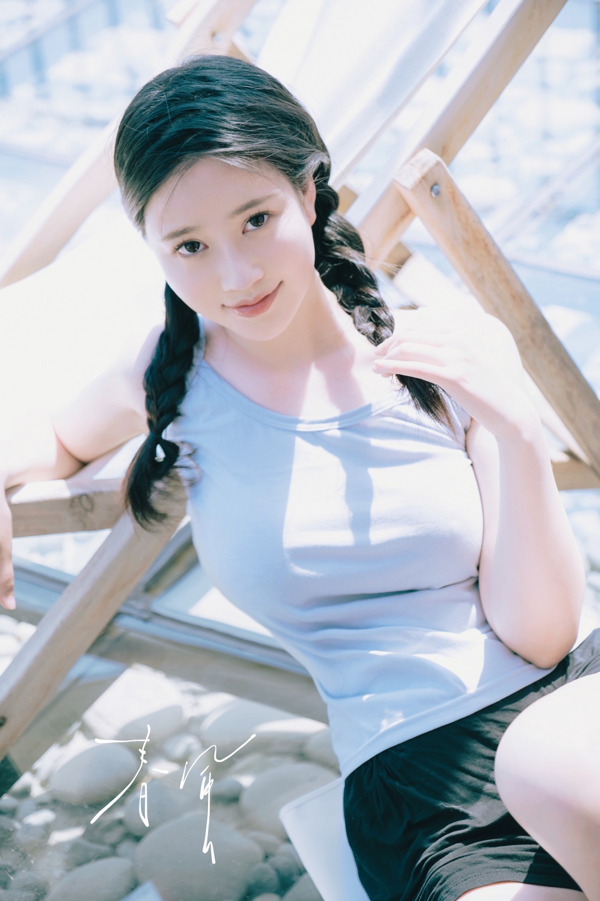 年年nnian 春风少女写真 温柔氛围图集插图2