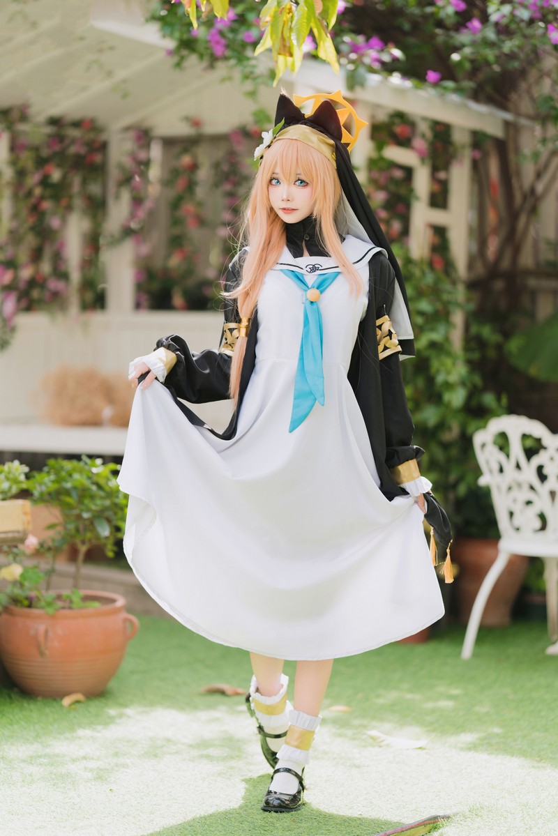 艾西Aiwest 碧蓝档案伊落玛丽修女Cosplay写真图集 修女主题高清图集 33P (98.4M)插图9