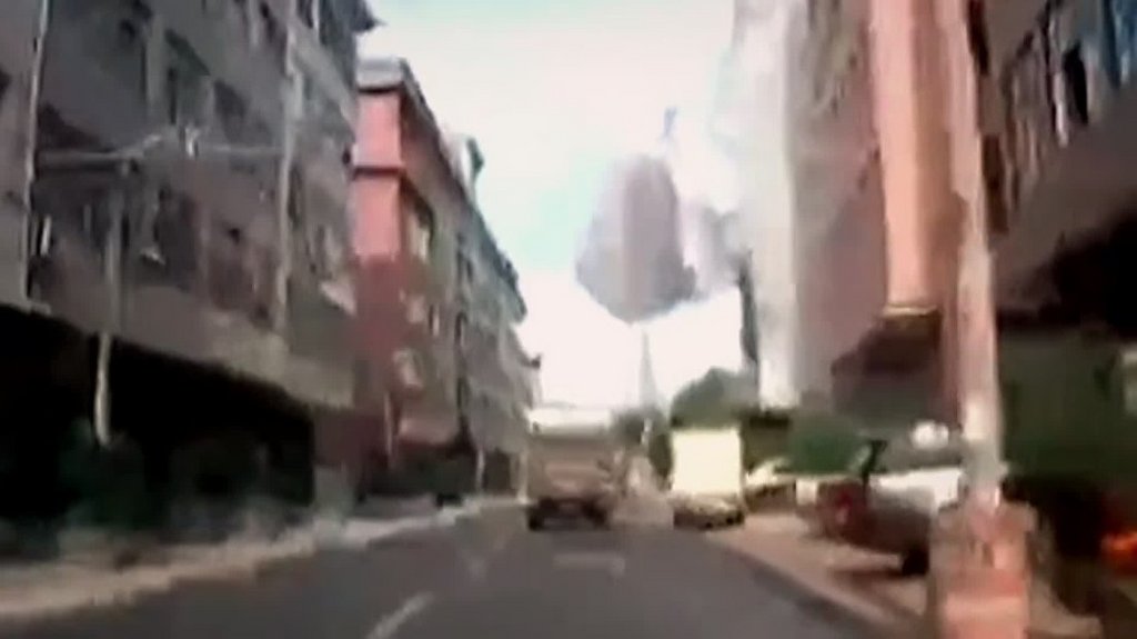 [Image: fqmm98i4lc5g.jpg]