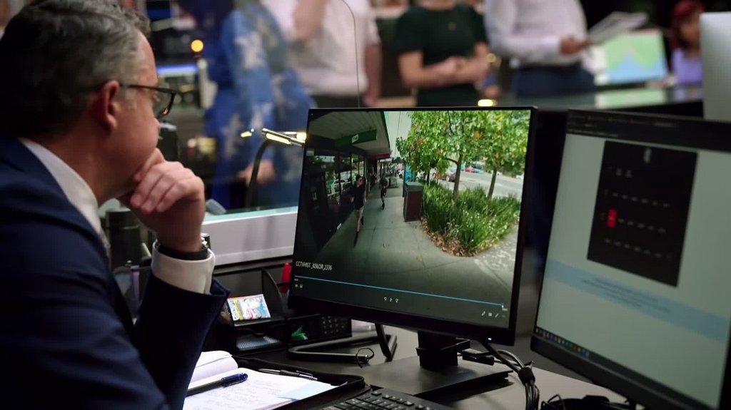 [Image: 44cgn9l6siob.jpg]