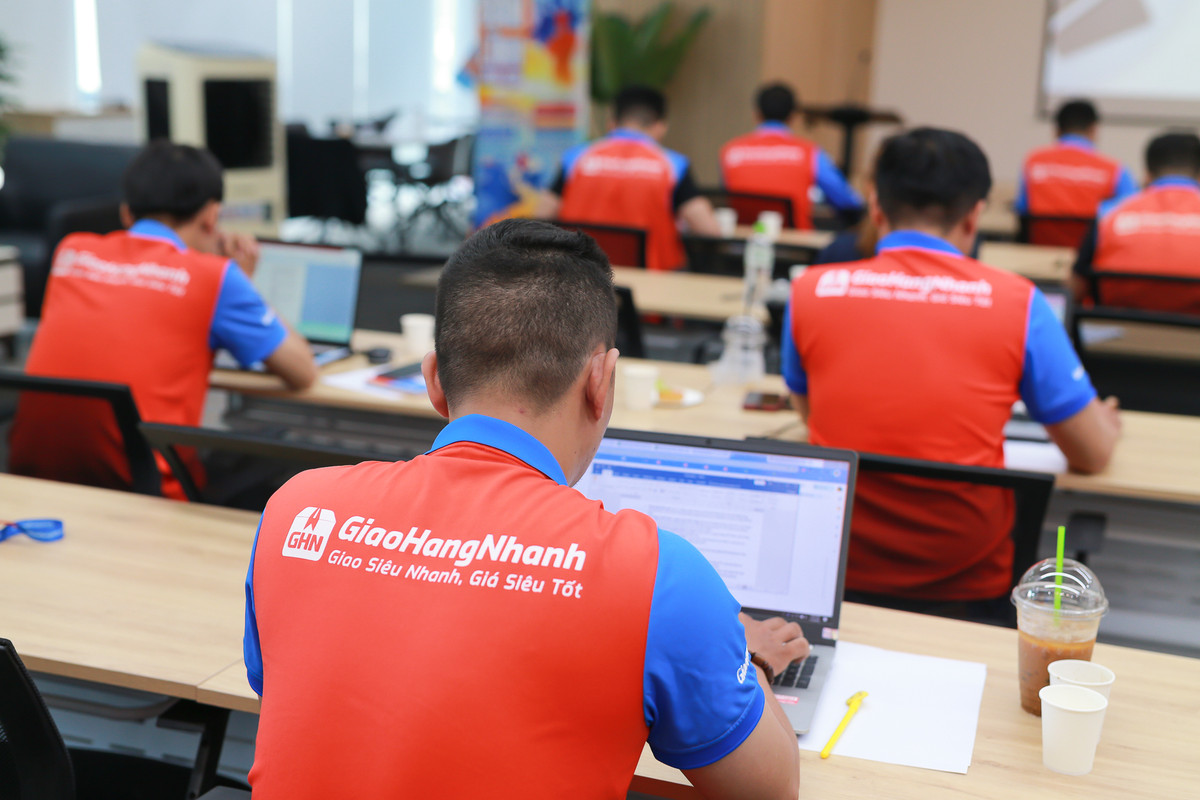 Sự phát triển và tăng trưởng của nhân tài GHN