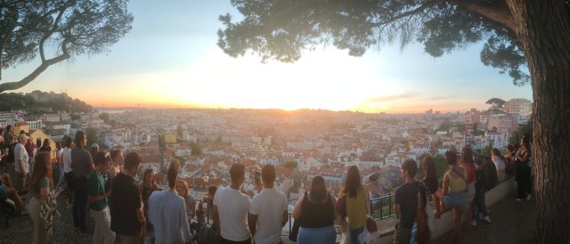 Escapada a Lisboa - Blogs de Portugal - Museo Jerónimos, Descubridores, Torre de Belem, iglesias y atardecederes (79)