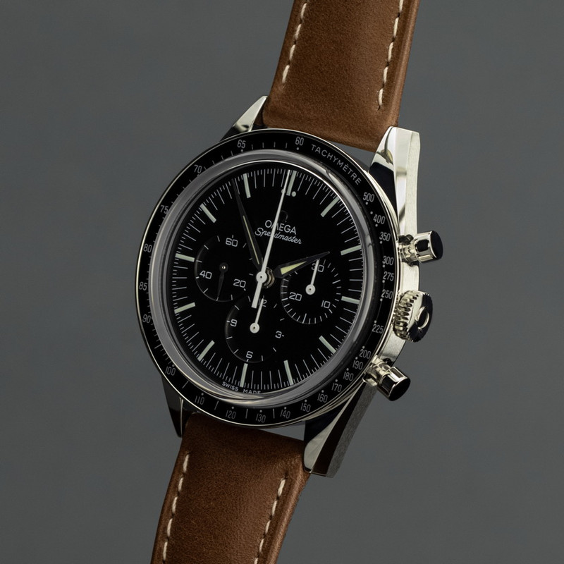 speedmaster moonwatch chronograph 39.7 mm