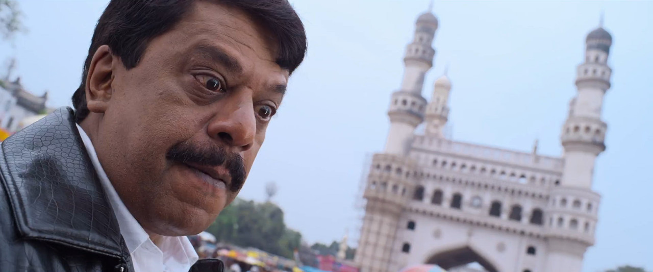 Sankranthiki Vasthunam 2025 WebRip [Hindi + Tamil + Telugu + Malayalam + Kannada] 480p, 720p, 1080p ESub Screenshot
