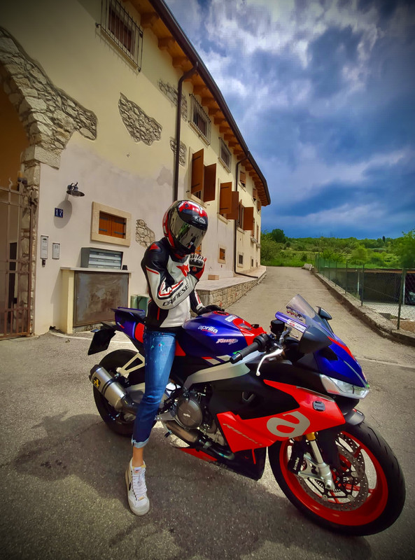 980C63BC-2FDF-41D5-B87B-5BB9787DCC4A