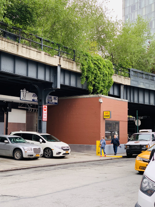 926DF060-0E4B-4F3B-8273-69EAB5F3F88E