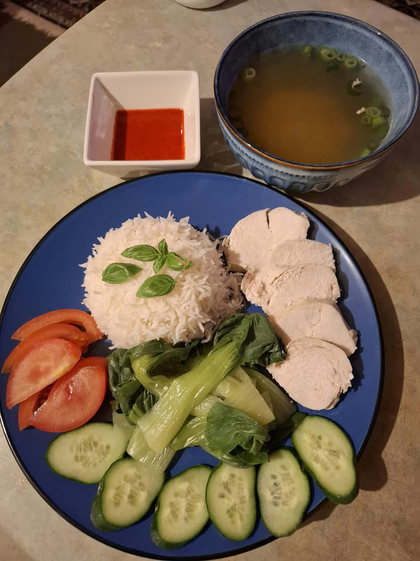 Hainanese chicken rice