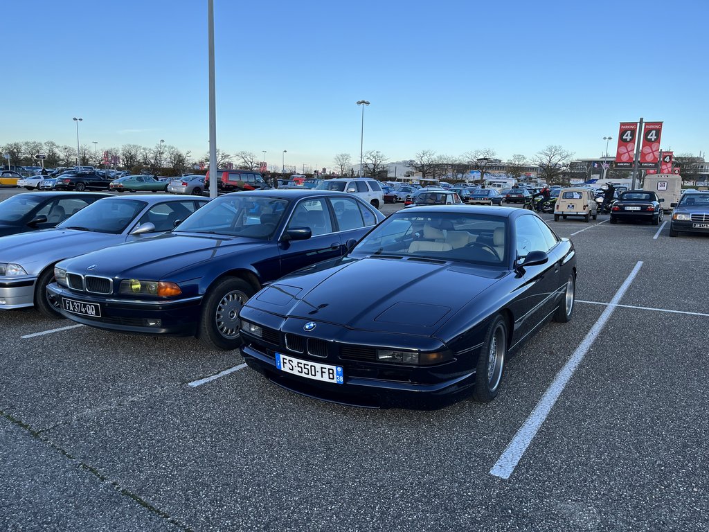 [Image: BMW_850_CSI_1.jpg]