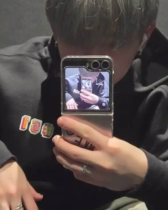 0c1004d176139b2e3989556937fc032b_copy_588x737