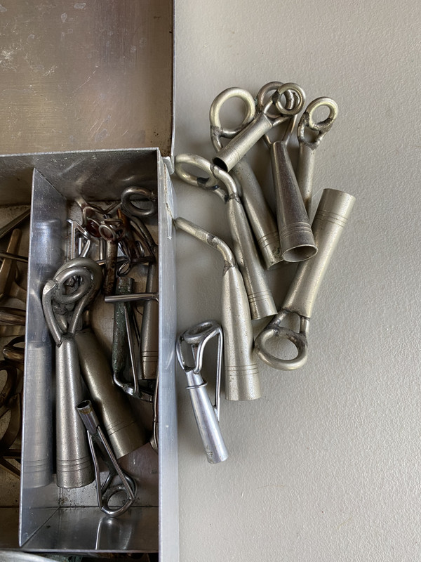 6E67A138-2068-442F-B63E-B6620304115A