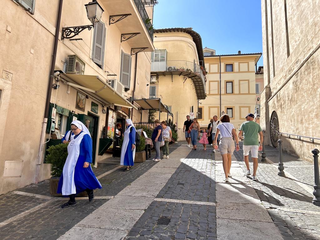 Жаркий сентябрь на побережье Тирренского моря.