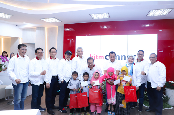 Sekdaprov Heru Apresiasi Pembukaan Bank Jatim Connect di Tunjungan Plaza