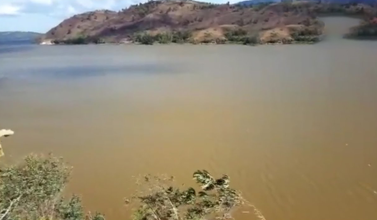 Ancaman Serius Bagi Ekosistem dan Kehidupan Masyarakat Sekitar