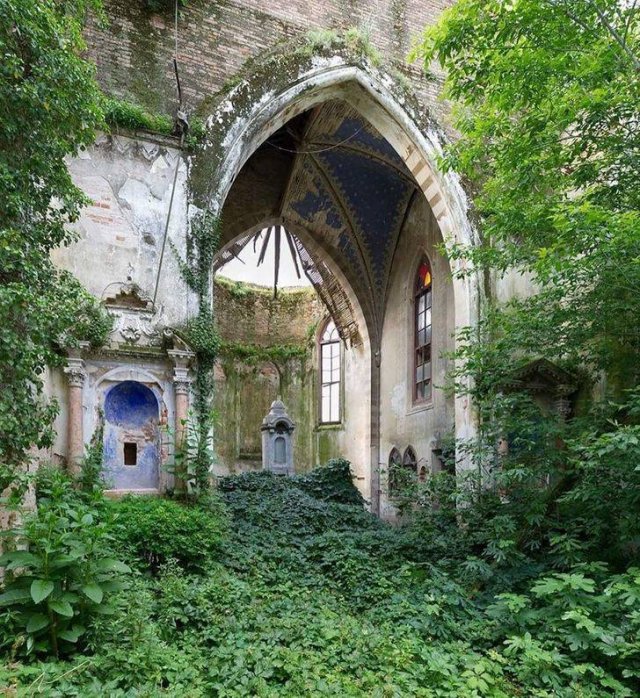 Abandoned-8