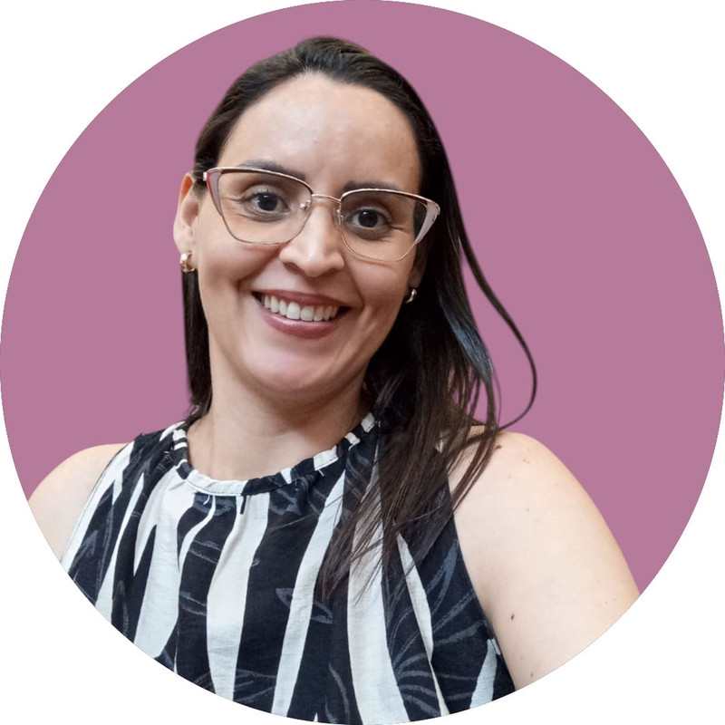 Foto da guia da jornada, Ana Maria