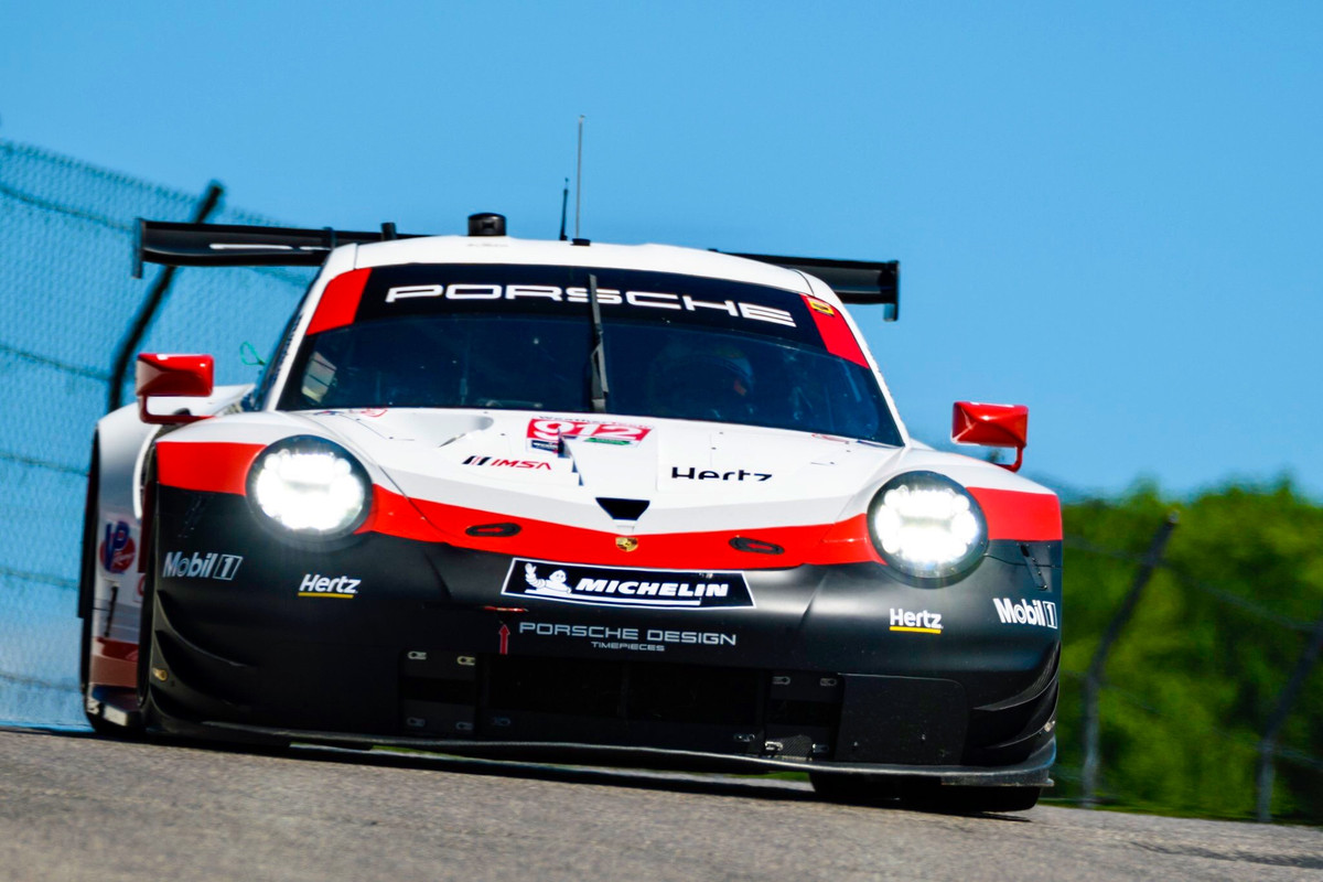 B01CD1B4-4C22-45BE-BF40-E33FDD1A2090