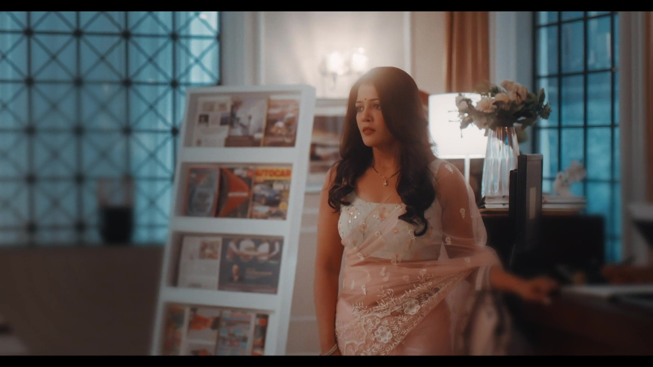 vlcsnap-2025-04-16-23h18m36s360