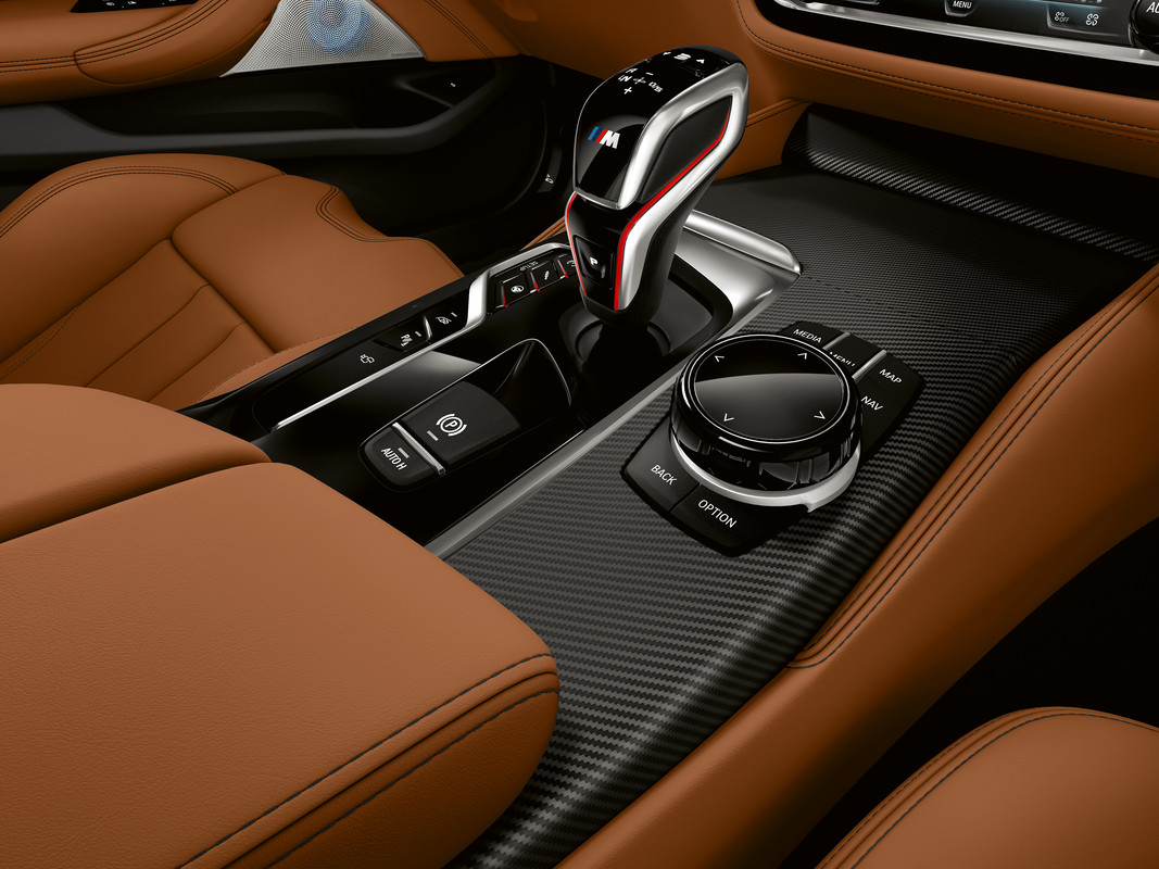 P90300378_highRes_the-new-bmw-m5-compe