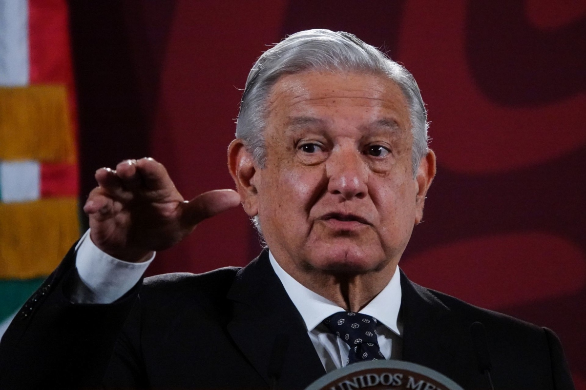 AMLO sugiere consulta ante violencia en estadios, como el de La Corregidora