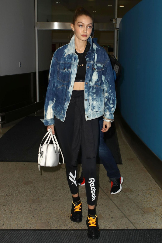 gigi-hadid-out-and-about-in-sydney-11-15-2018-1