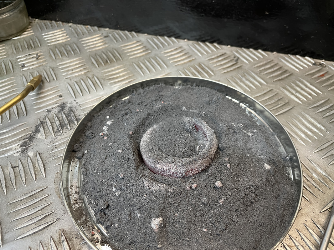 D1A0015D-7DB0-4374-9BF7-D849E26DF125