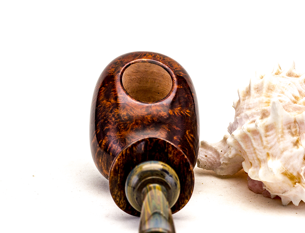 Pipe 5822. Pipe Smokers Den