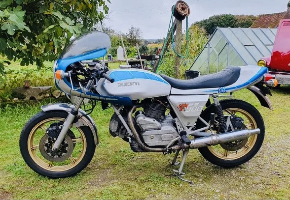 66D59583-1FF7-49B9-9A5D-1711165C0C5D