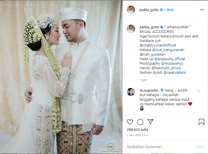 Postingan pertama Zaskia Gotik