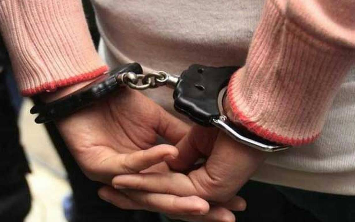 Dan 15 años de prisión a una mujer que ordenó golpear y torturar a su hijo