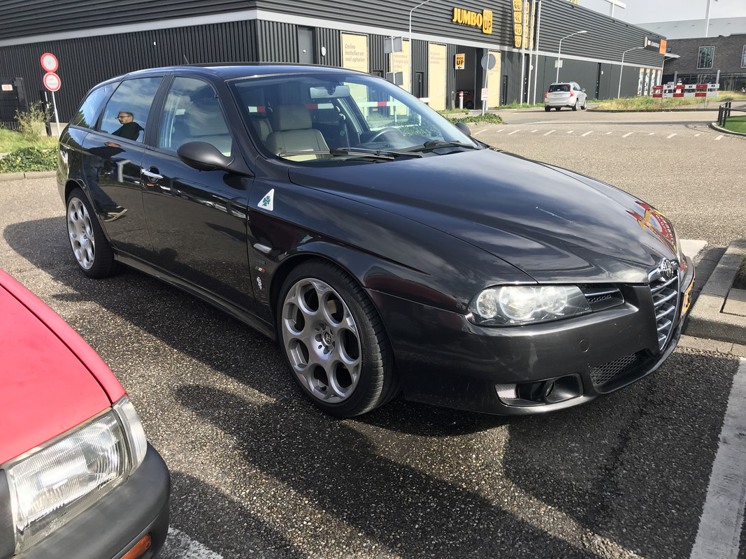 C6FA4985-68C6-4677-B3E2-71782E51D493