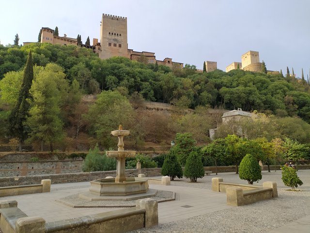 Las dos y una noche en Granada - Blogs of Spain - 25 Octubre. Día 2. Free tour Granada esencial y Free tour Albaicín (4)