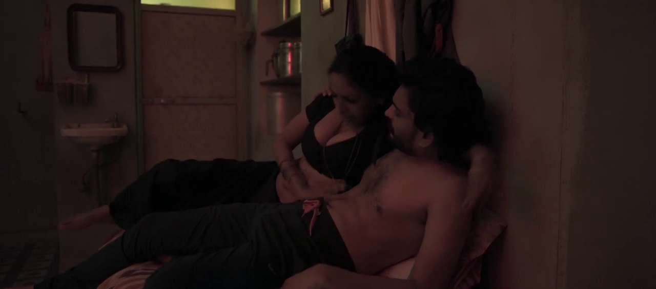 [Image: vlcsnap-2025-11-01-16h20m20s224.png]