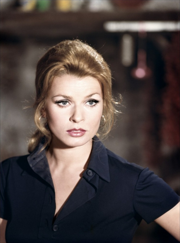 Senta_Berger_ma55