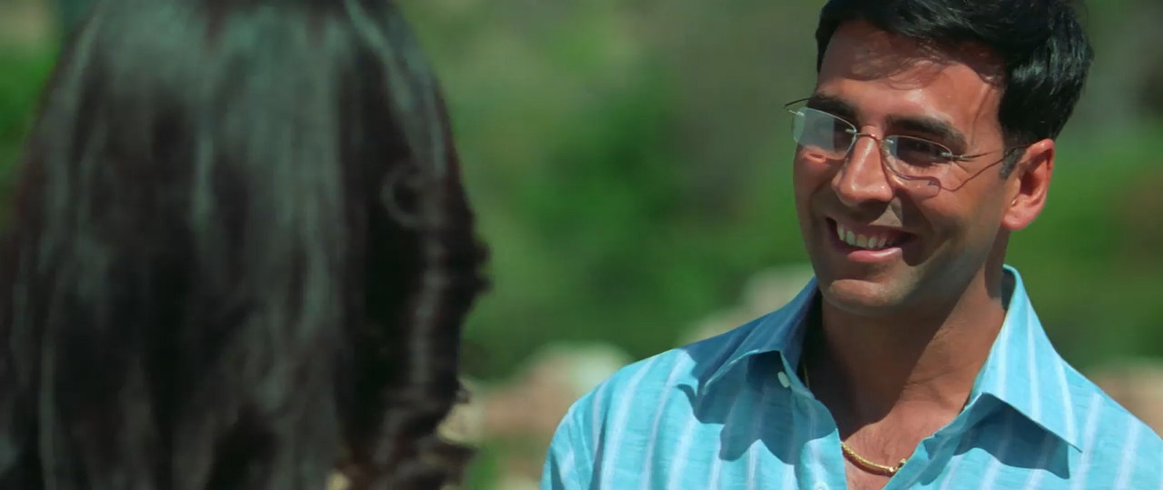 Welcome 2007 WebRip [Hindi] 480p 720p ESub Screenshot