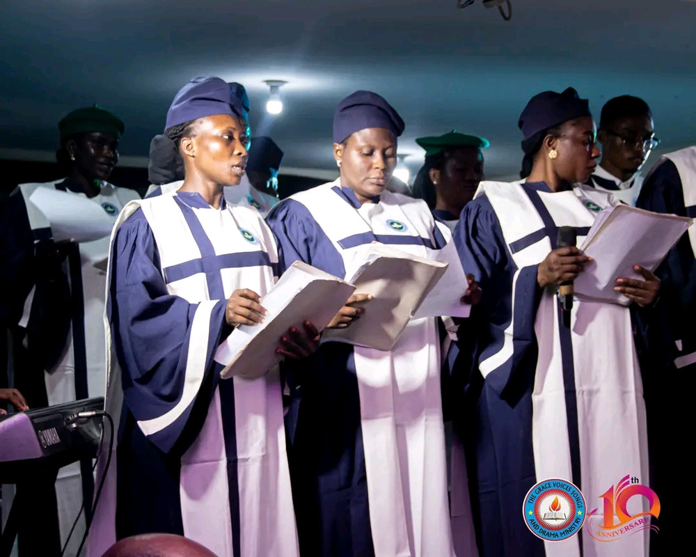 The Grace Voices serving together