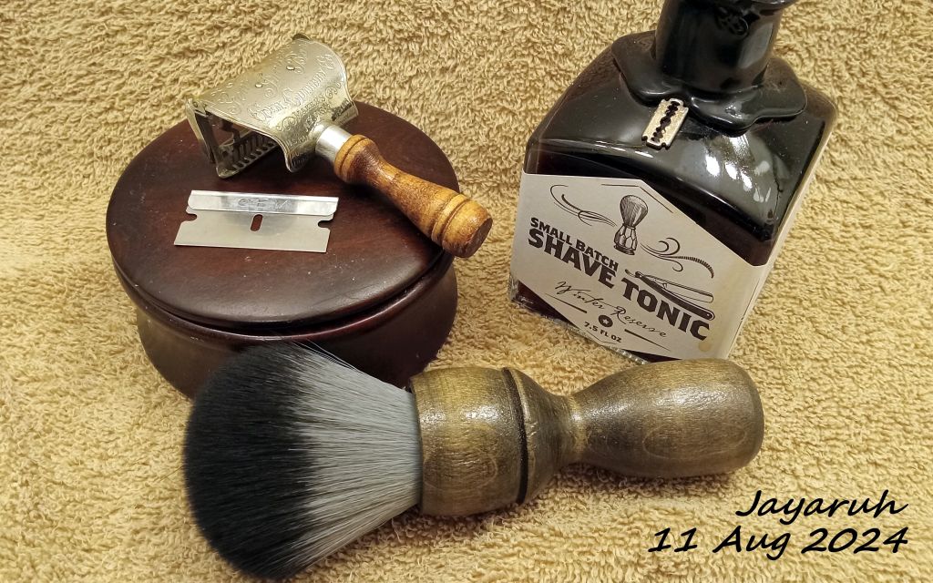 [Image: sos240811.jpg]