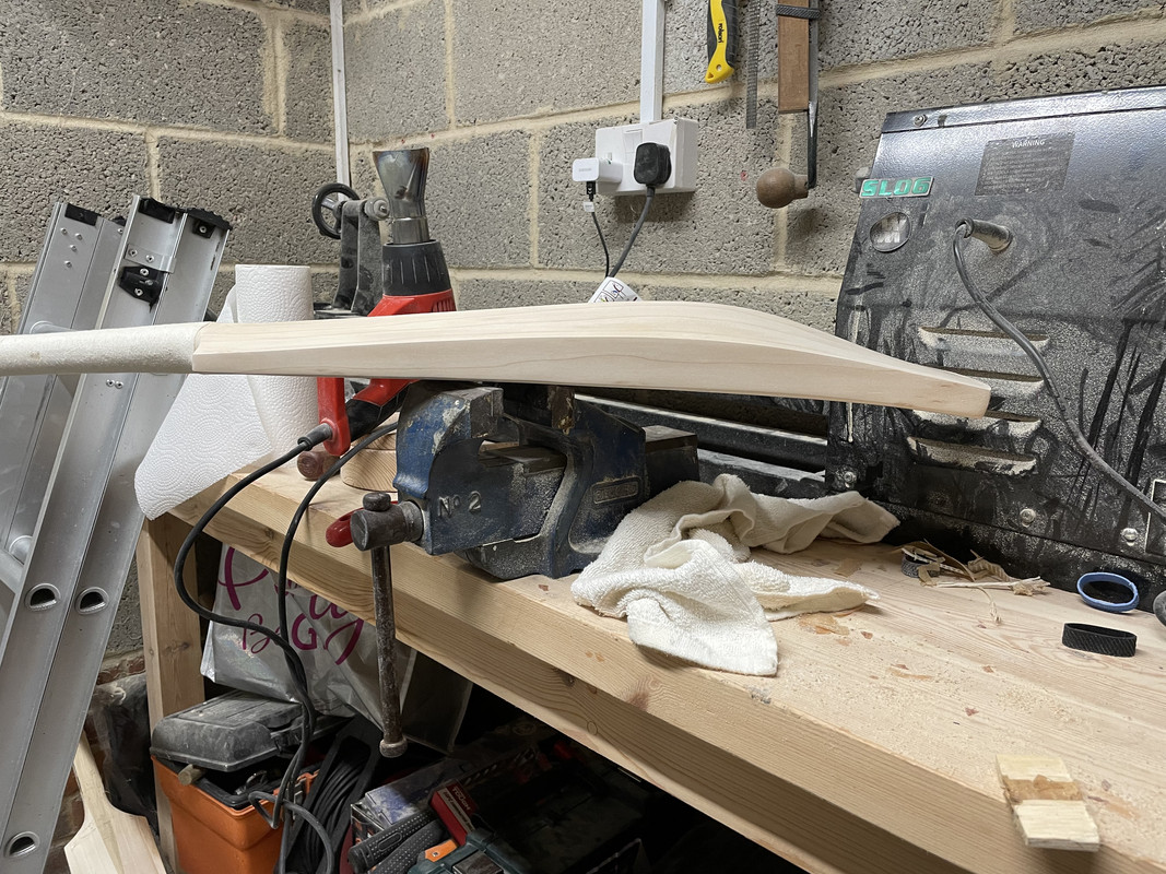 1D165C06-5F88-44CE-A0AD-73FB661FB64E