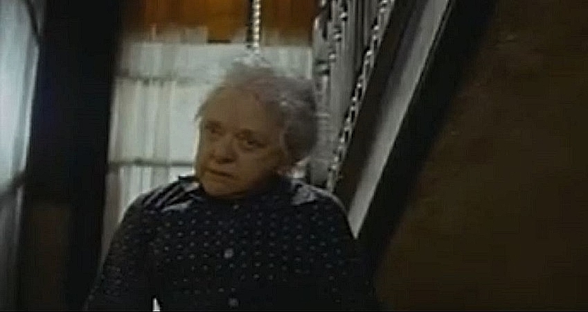 THE-CAGE-GEORGIA-SHMIDT-ANDROMEDA-STRAIN-FOTOR.jpg