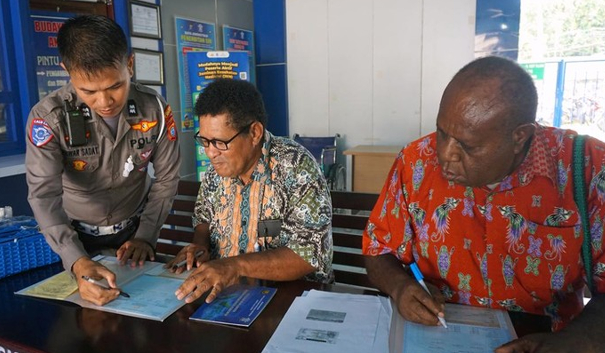 42 Kepala Suku Papua Dapat SIM Gratis! Kado Merdeka Jelang HUT RI ke-80!