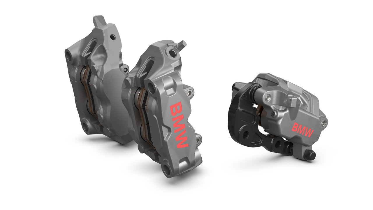 P90593419_highRes_the-new-bmw-r-1300-r