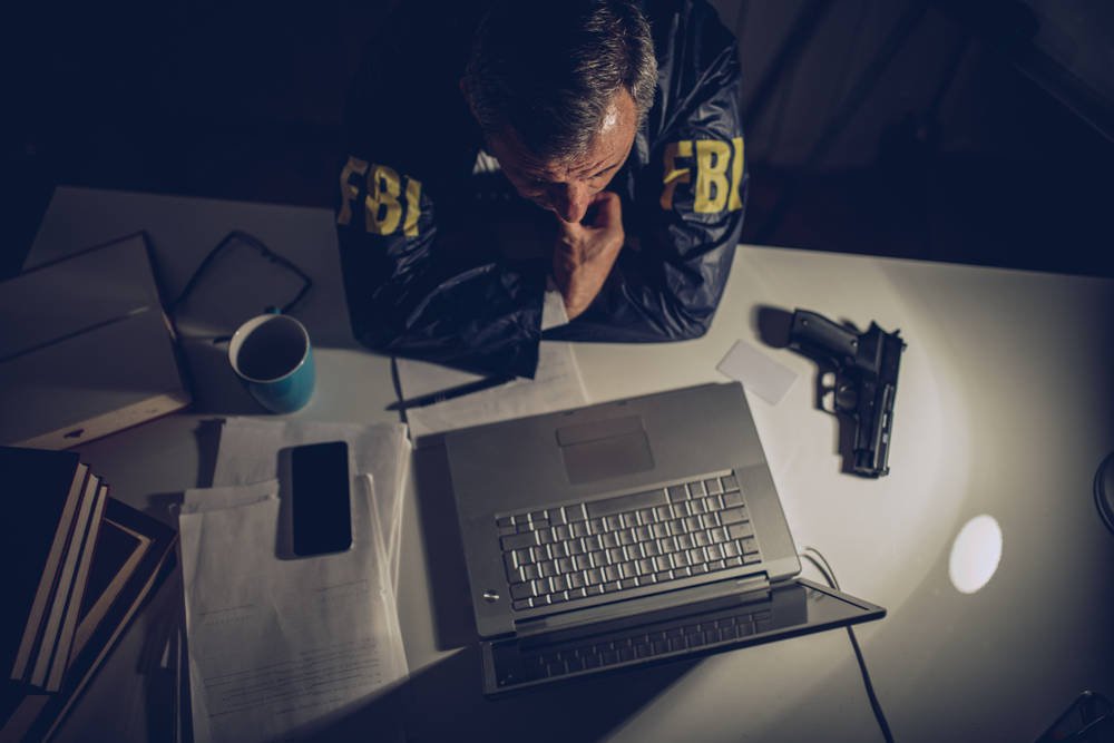 F B Yikes Fbi Bod Allegedly Hid Spy Camera Under Desk To Snap Coworker S Upskirt Pics