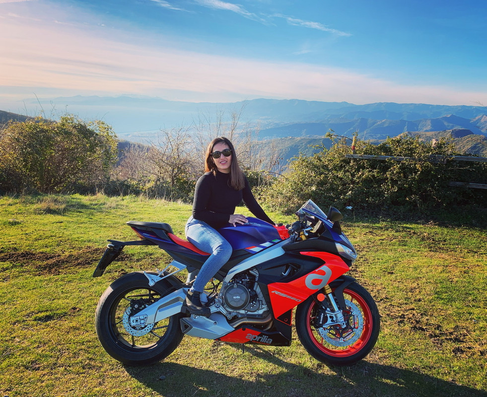 C30781C8-5748-4B59-9E17-572B7041A899