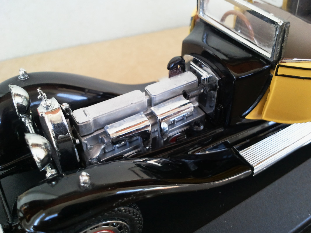 1929 Bugatti Type 41 Royale (Chasis 41.150) Berline de Voyage (Franklin Mint) (20)