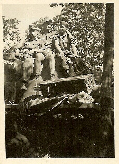 Bargain Lot (3) Photos German Panzermen & Pzkw.III Tank “HOLZAUGE“; Italy 1943!(3)