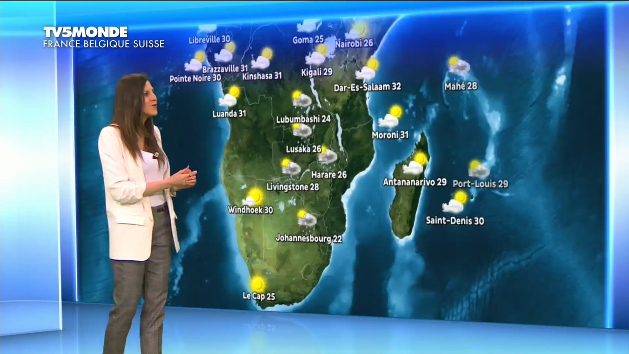 01.31 - 17.26.00 - Météo TV5 FBS. Le bulletin météorologique internat....ts_snapshot_08.43.875