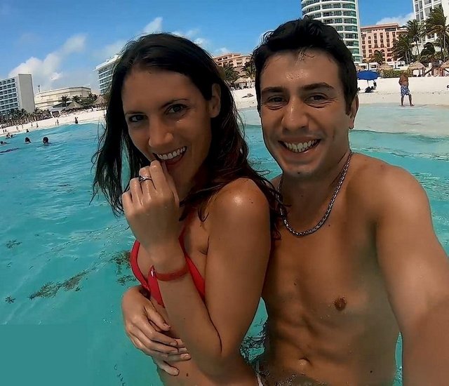 Italy Public Sex In Sea And Hotel 6