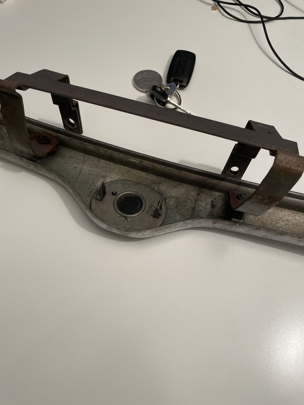 EE079F81-4710-451B-A28D-72785DE0987A