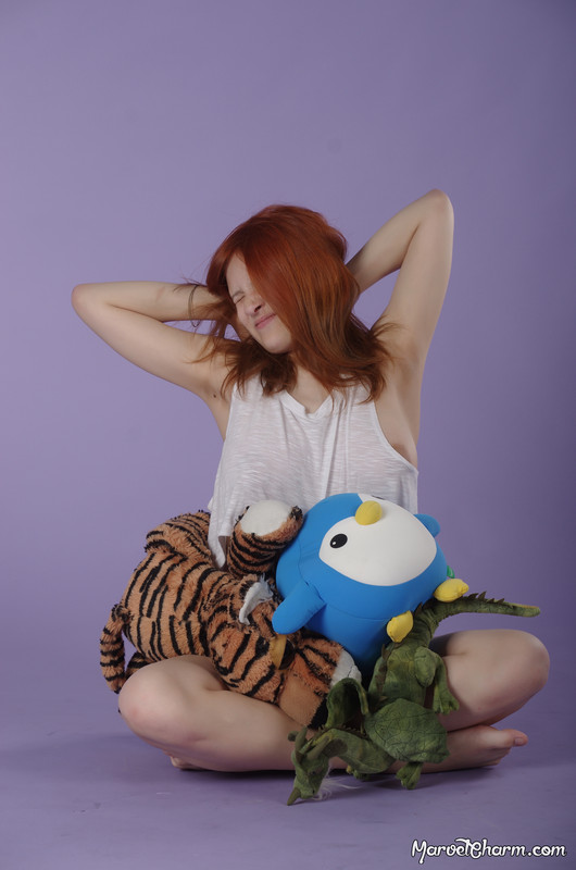 MarvelCharm_Lena-Playtime-012